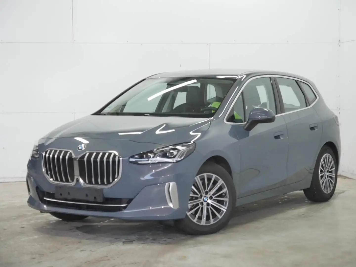 BMW 223 i Active Tourer Luxury Line Aktivsitz 360° HUD Grau - 1