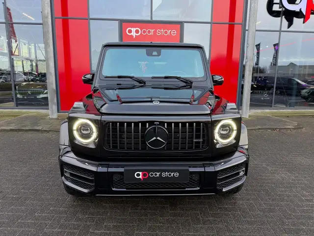 Mercedes-Benz G-Class view 2