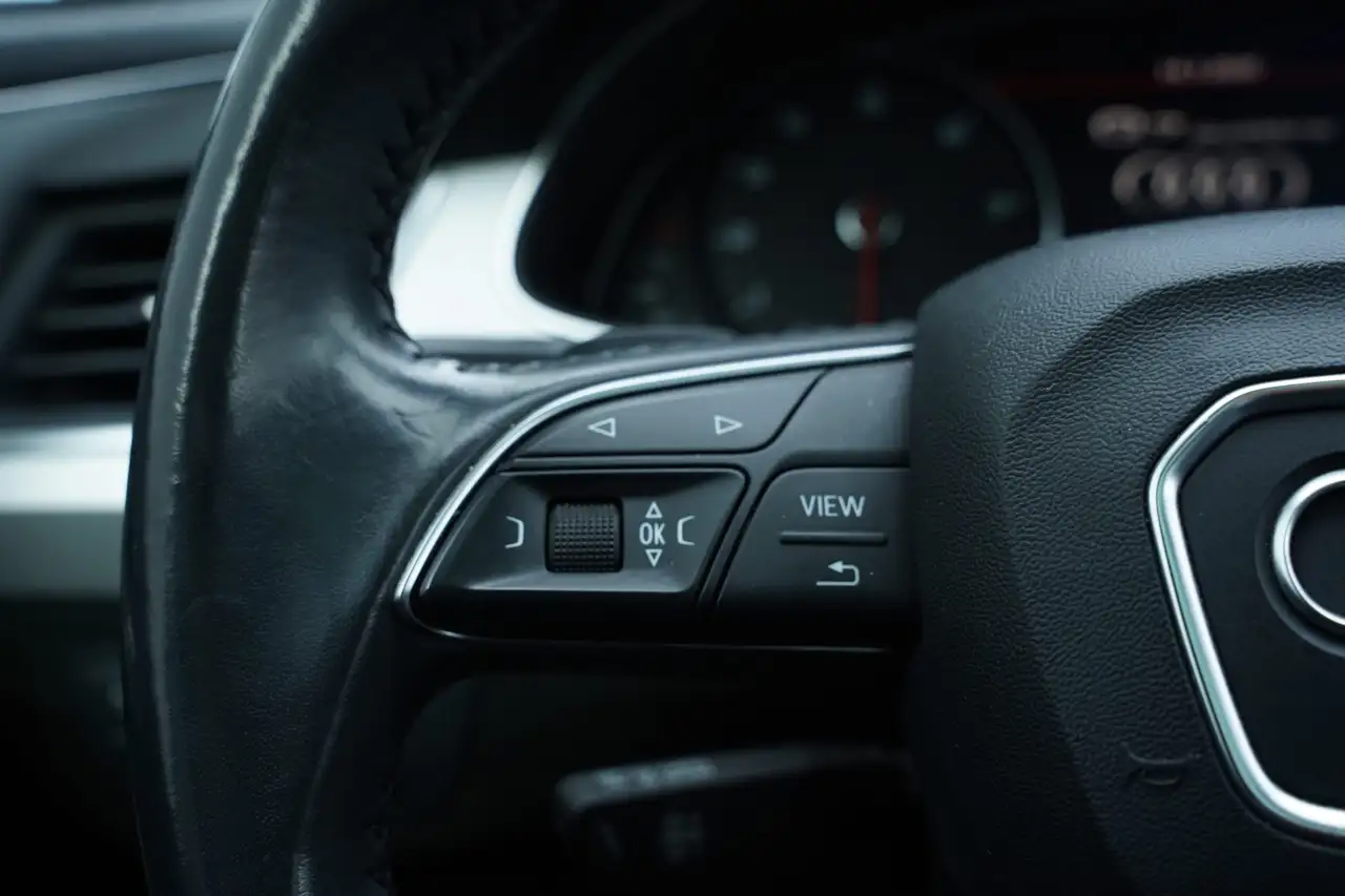 Audi Q7 снимка Audi Q7