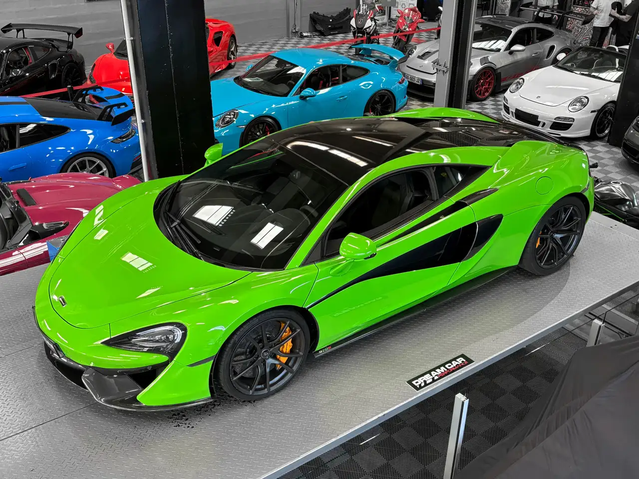 McLaren 570S