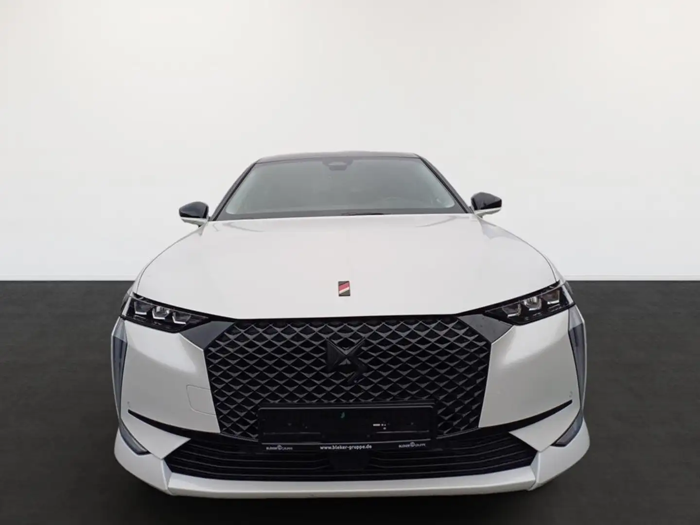 DS Automobiles DS 4 PureTech 130 Performance Line+ Weiß - 2