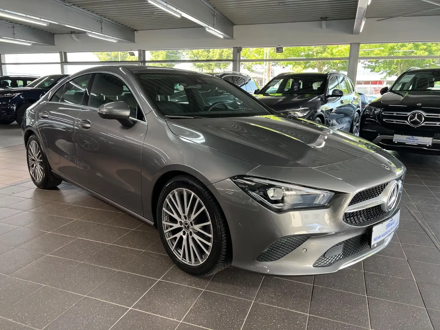Mercedes-Benz CLA 180 CLA 180d Coupe Progressive Media+Park+LED High Gris - 2