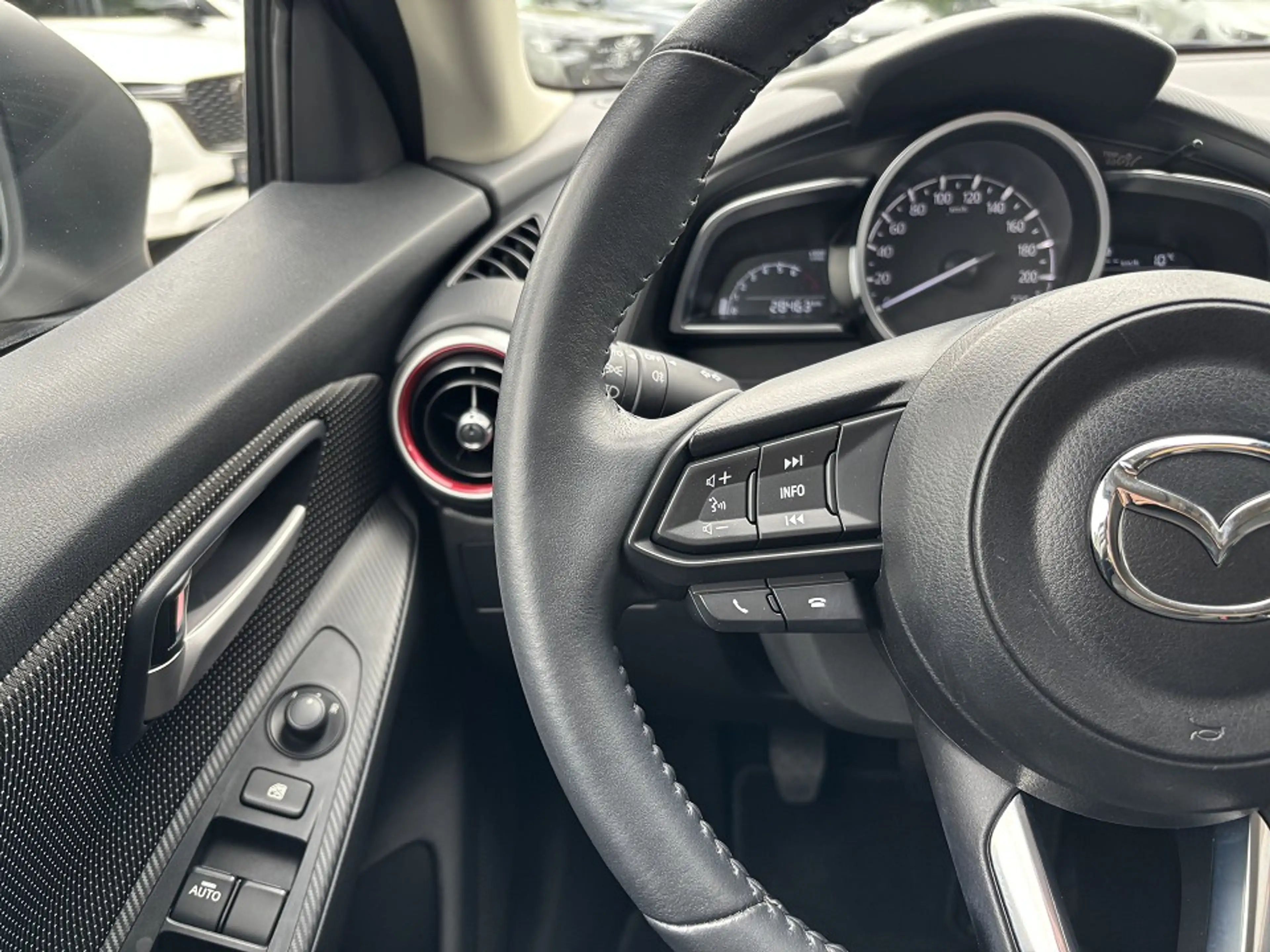 Mazda 2 Homura 1,5L 90PS*Rückfahrkamera*Tempomat*LED*Sitzh — photo 9