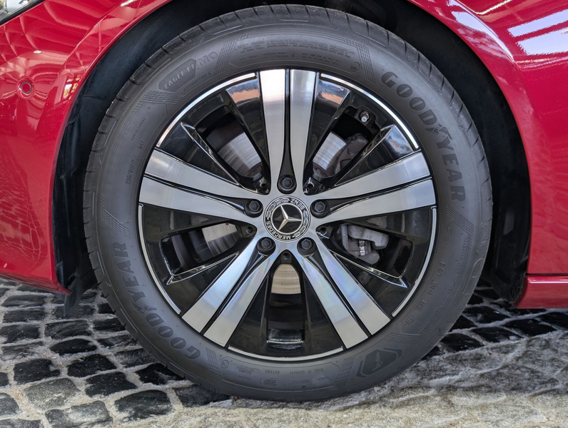 Mercedes-Benz C 180 T AVANTGARDE MBUX AHK KAM VIRT AMBI WINTER — photo 10