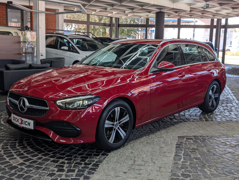 Mercedes-Benz C 180 T AVANTGARDE MBUX AHK KAM VIRT AMBI WINTER — photo 4