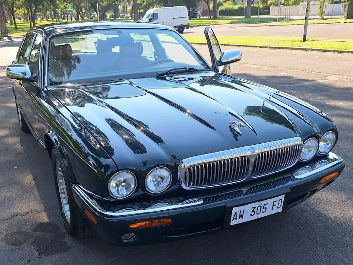 Jaguar XJ XJ V-VI 1994 4.0 V8 Daimler Verde - 1