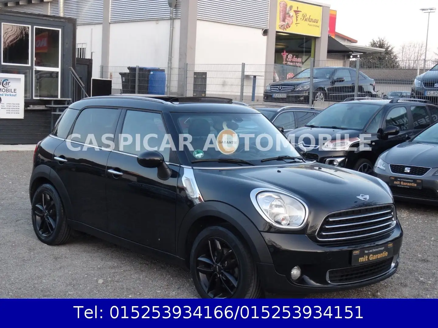 MINI Cooper D Countryman All4,PANORAMA,SHZ,PDC, Černá - 1