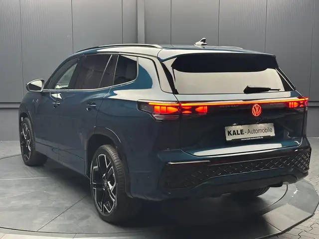 Volkswagen Tayron view 3