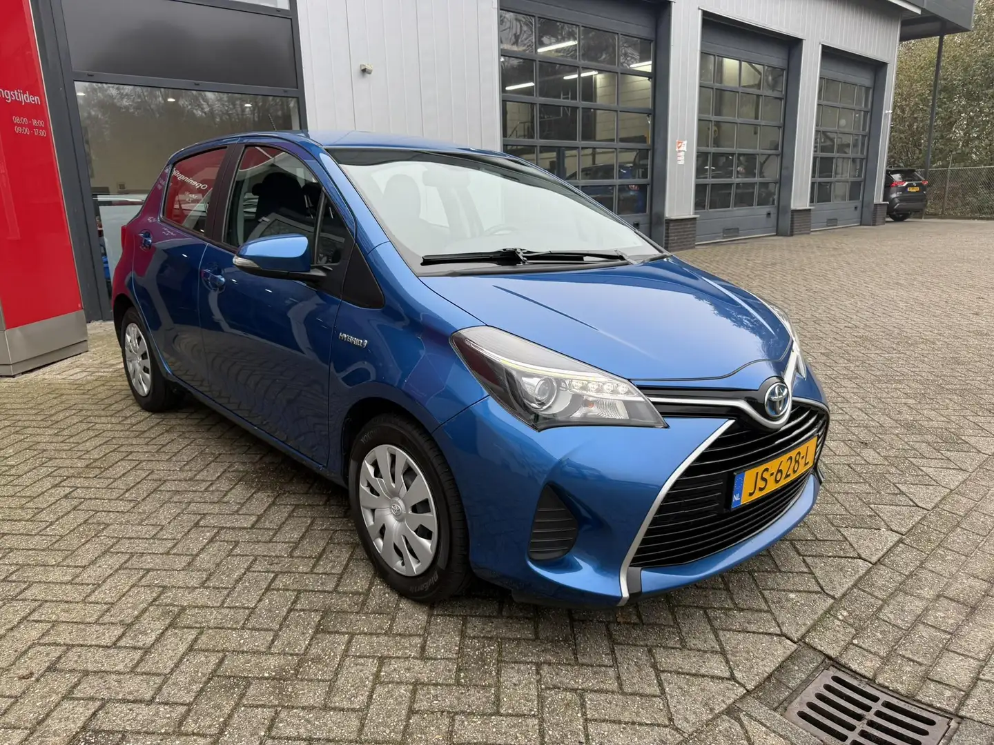 Toyota Yaris 1.5 HYBRID ASPIRATION 5-DEURS NL-AUTO CLIMA PARKEE Blau - 2