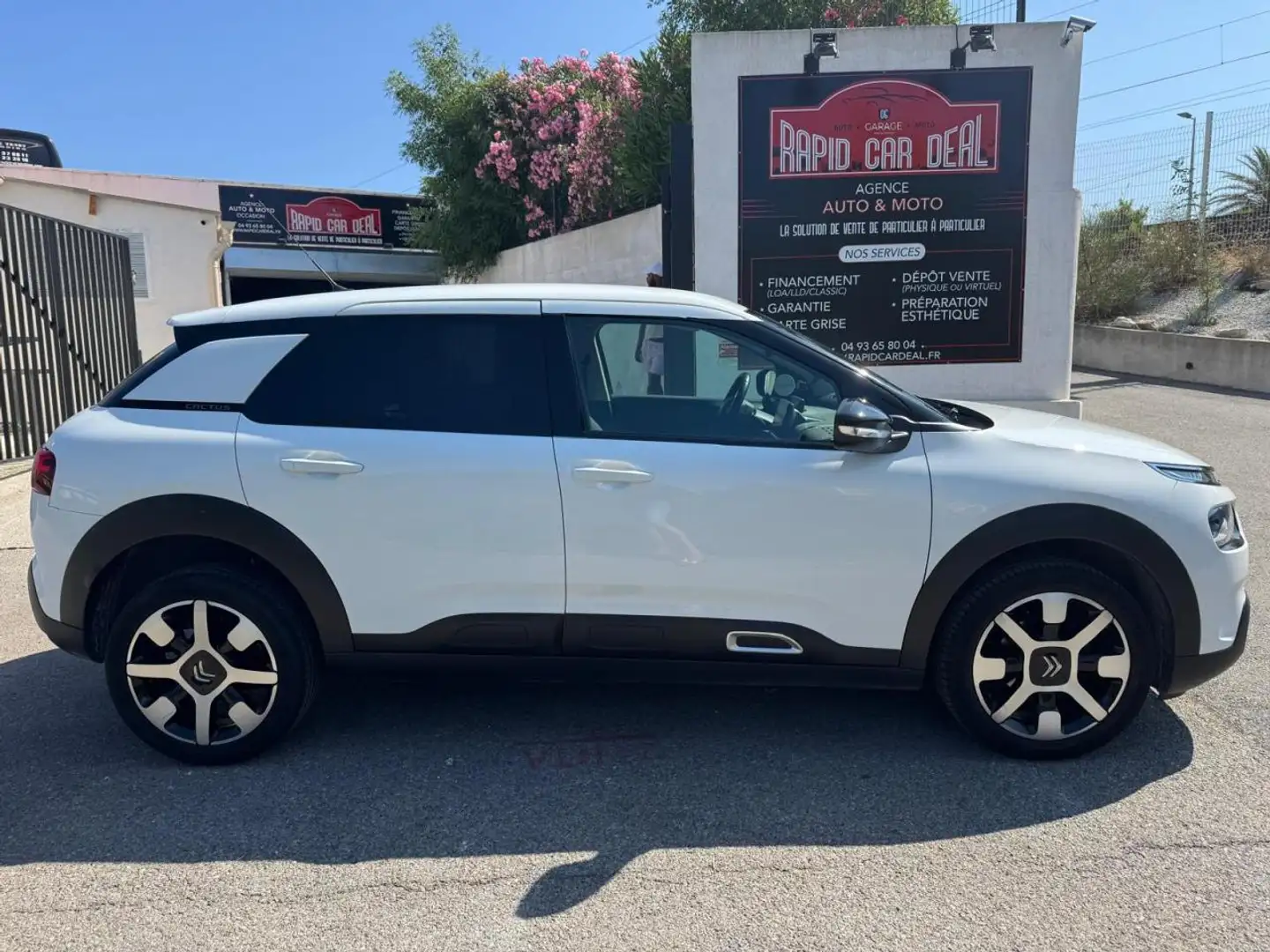 Citroen C4 Cactus C4 Cactus 1.2 110CH  Shine PHASE 2 Blanc - 2