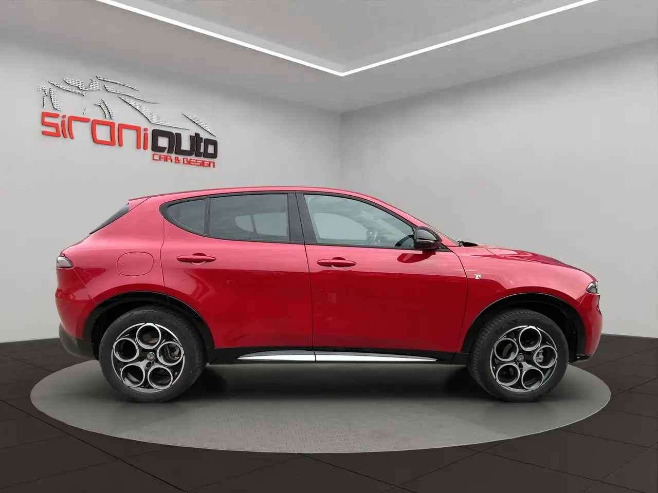 Alfa Romeo Tonale 2024 — фото 10