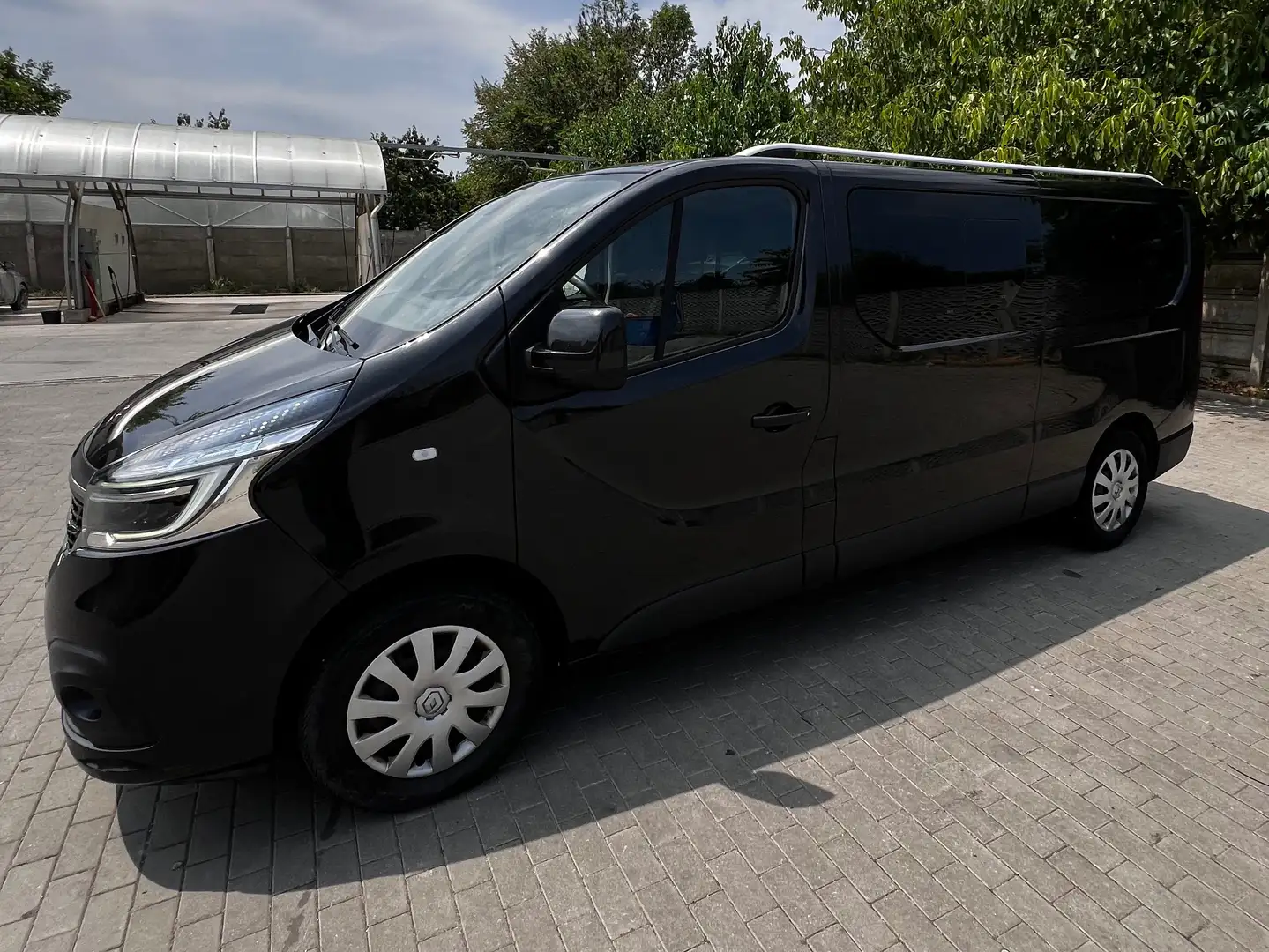 Renault Trafic Nero - 2