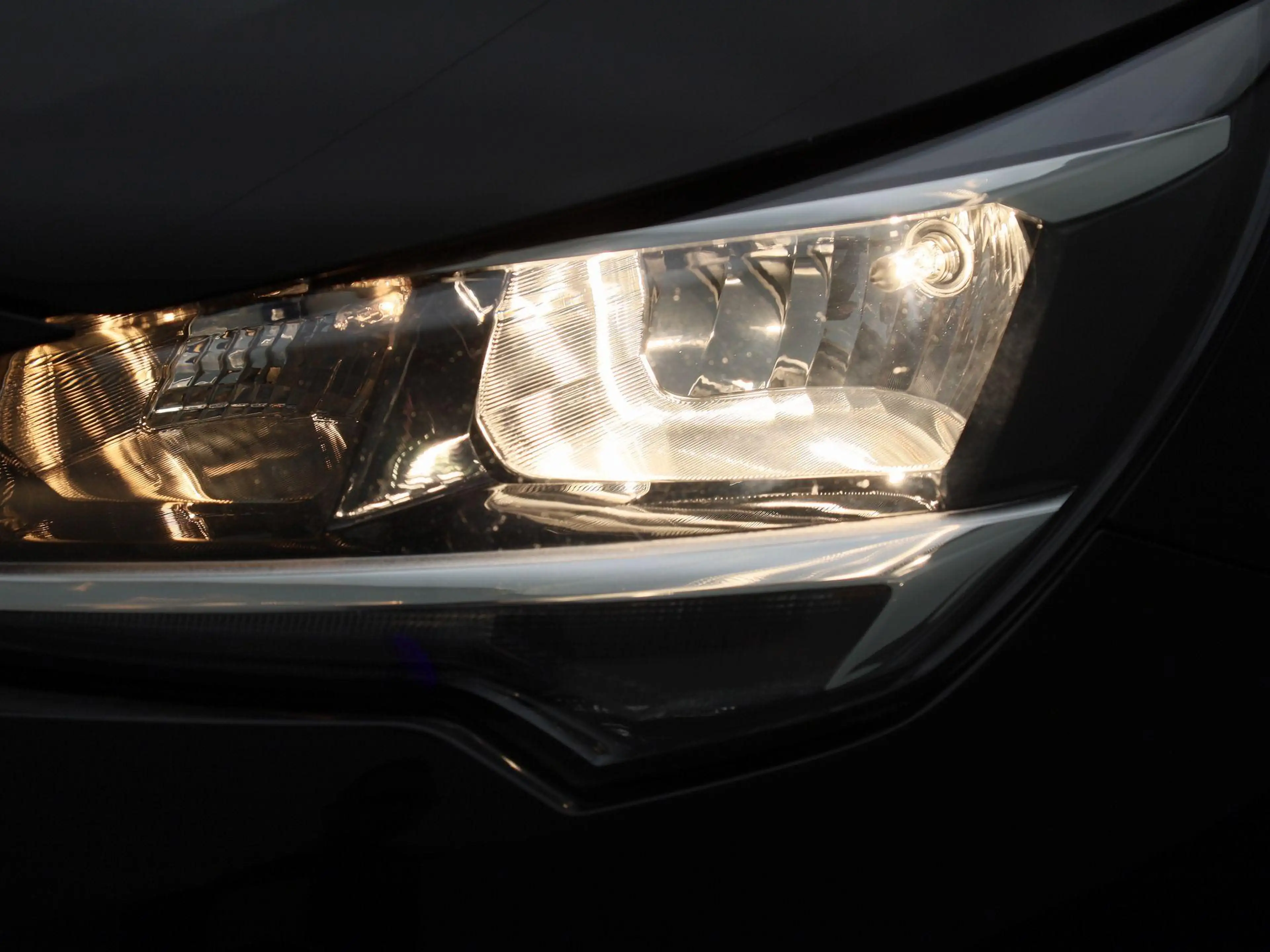 Opel Corsa 1.2 55kW S/S Edition NAVI | CARPLAY — photo 13