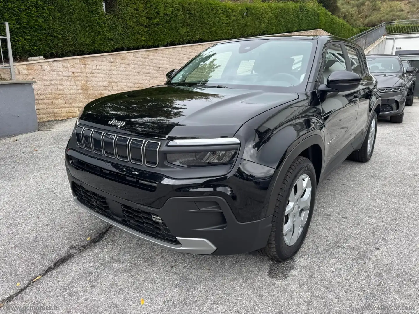 Jeep Avenger 1.2 Turbo Altitude Nero - 1