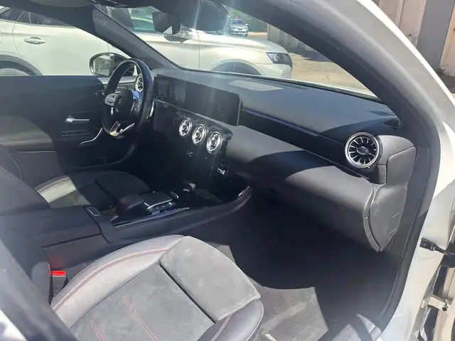 Mercedes-Benz A-Class view 11