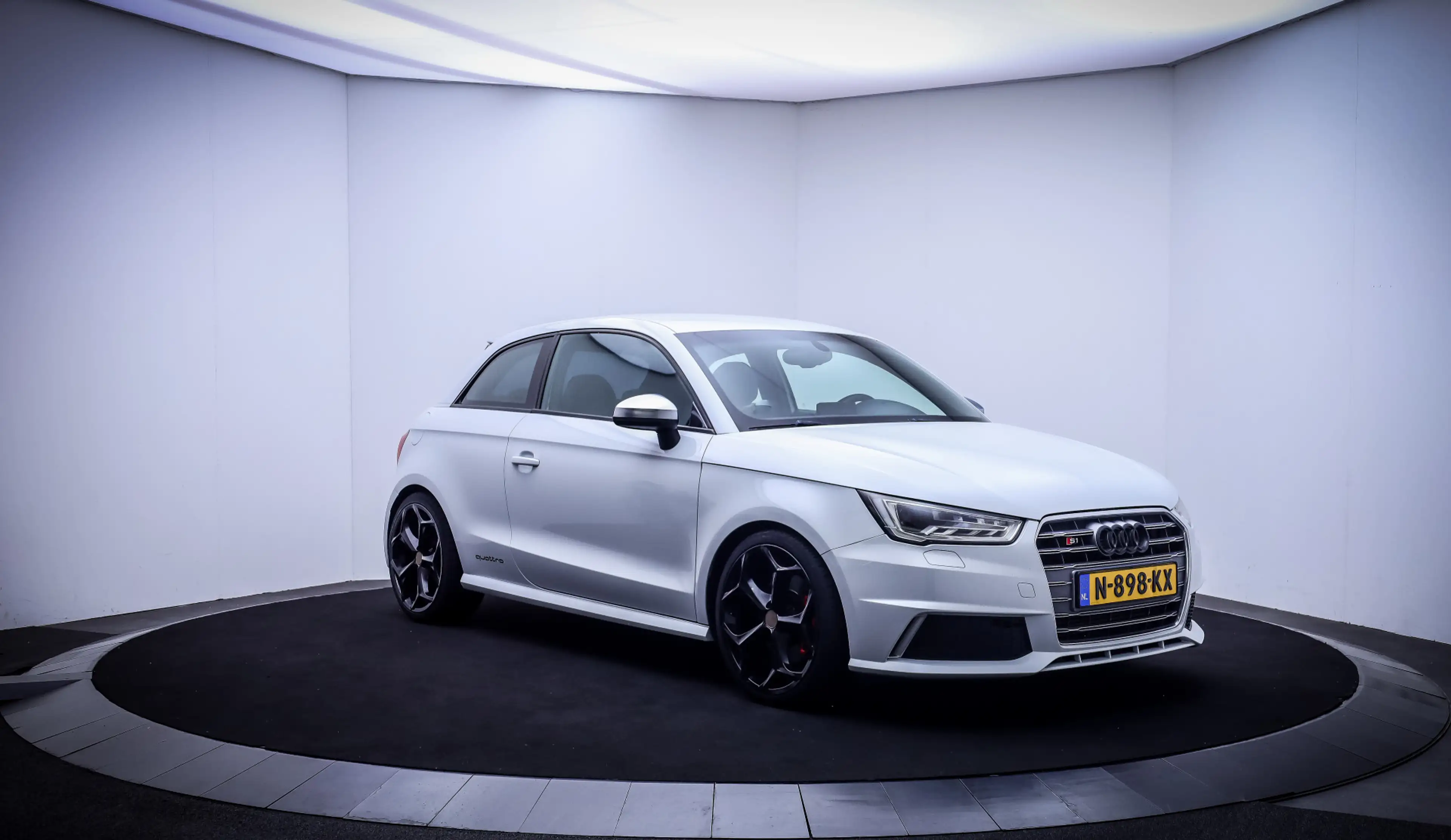 Audi S1 2.0TFSI S1 Quattro Pro Line Plus XENON | NAVI | LE — photo 3