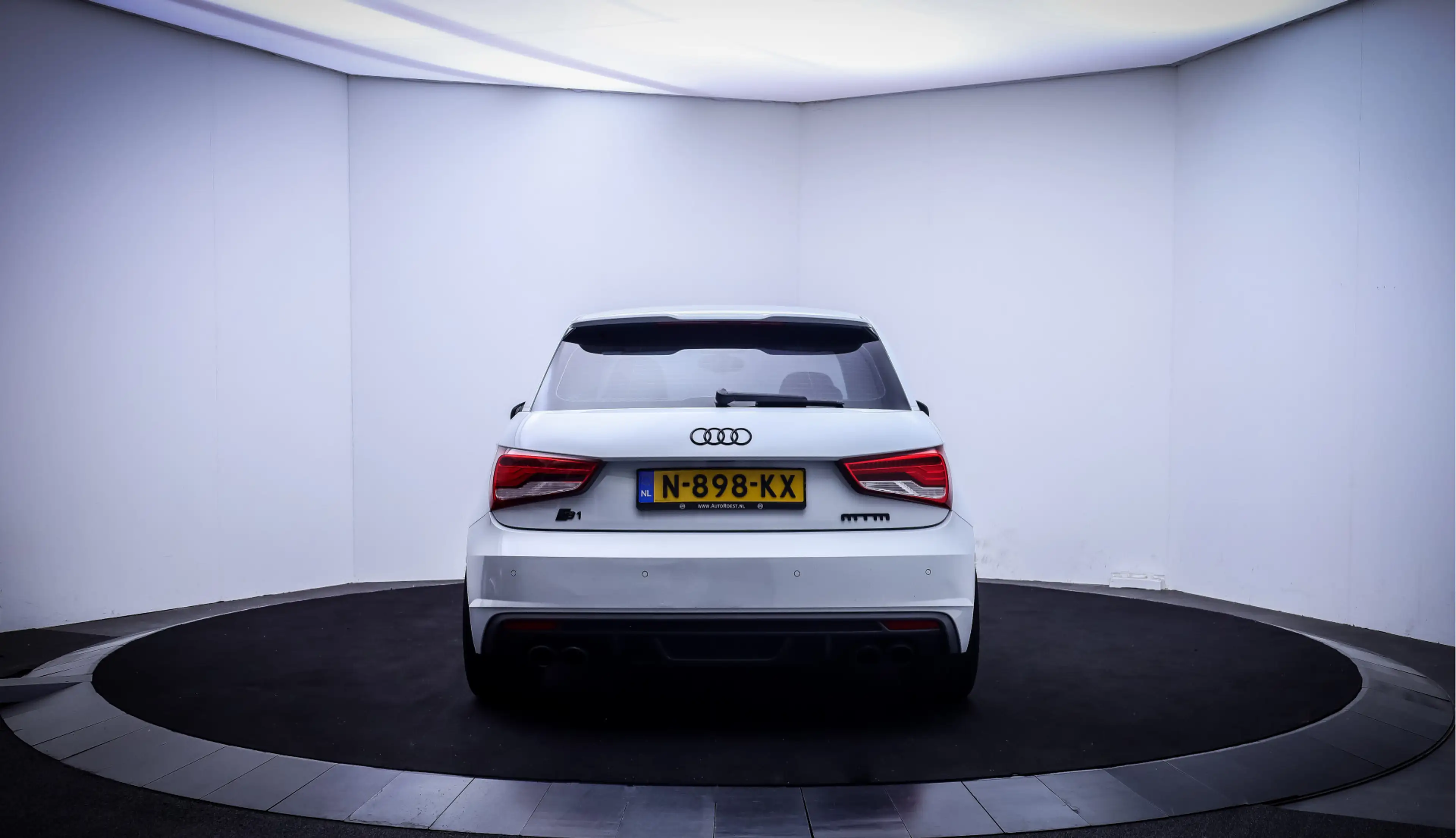 Audi S1 2.0TFSI S1 Quattro Pro Line Plus XENON | NAVI | LE — photo 6