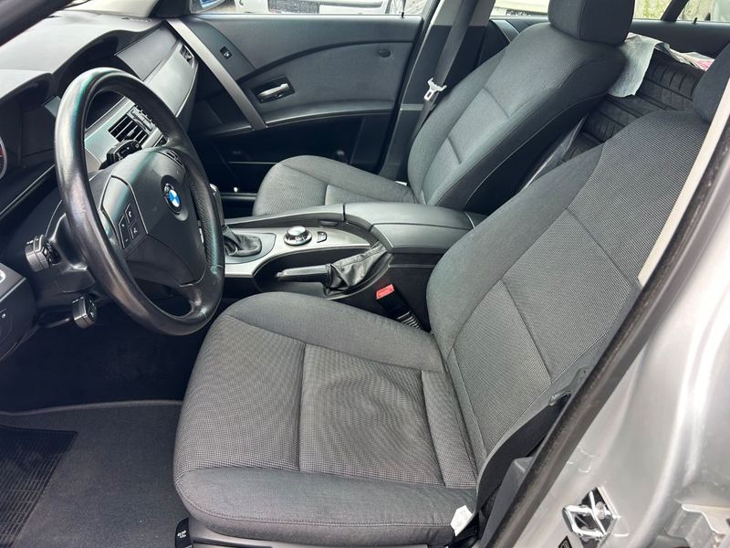BMW 520 i A — photo 10