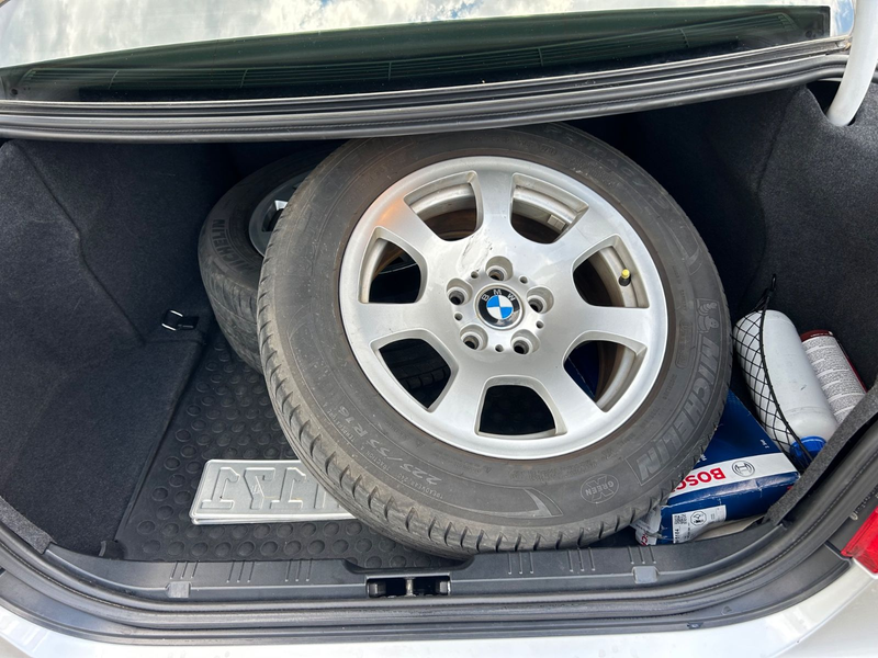 BMW 520 i A — photo 13