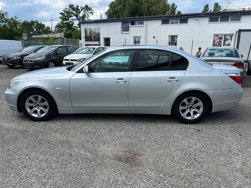 BMW 520 i A — photo 8