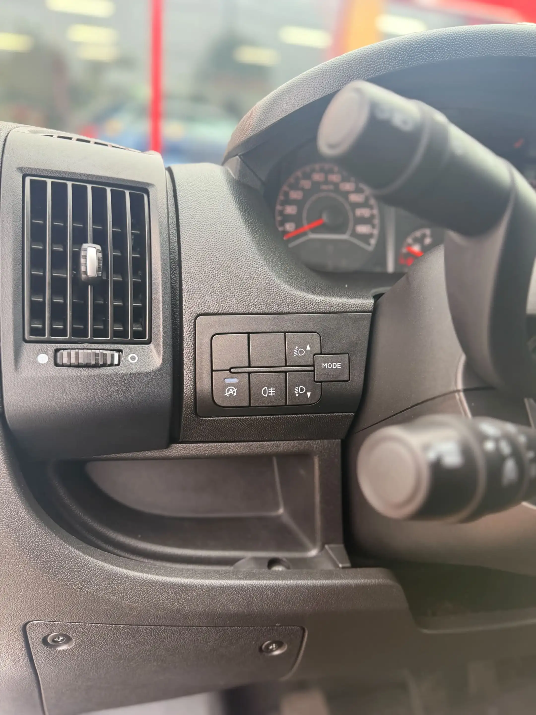 Peugeot Boxer 2.2 HDI 165CV L4 H2 UTILITAIRE CAMERA TVA DEDUC — photo 12