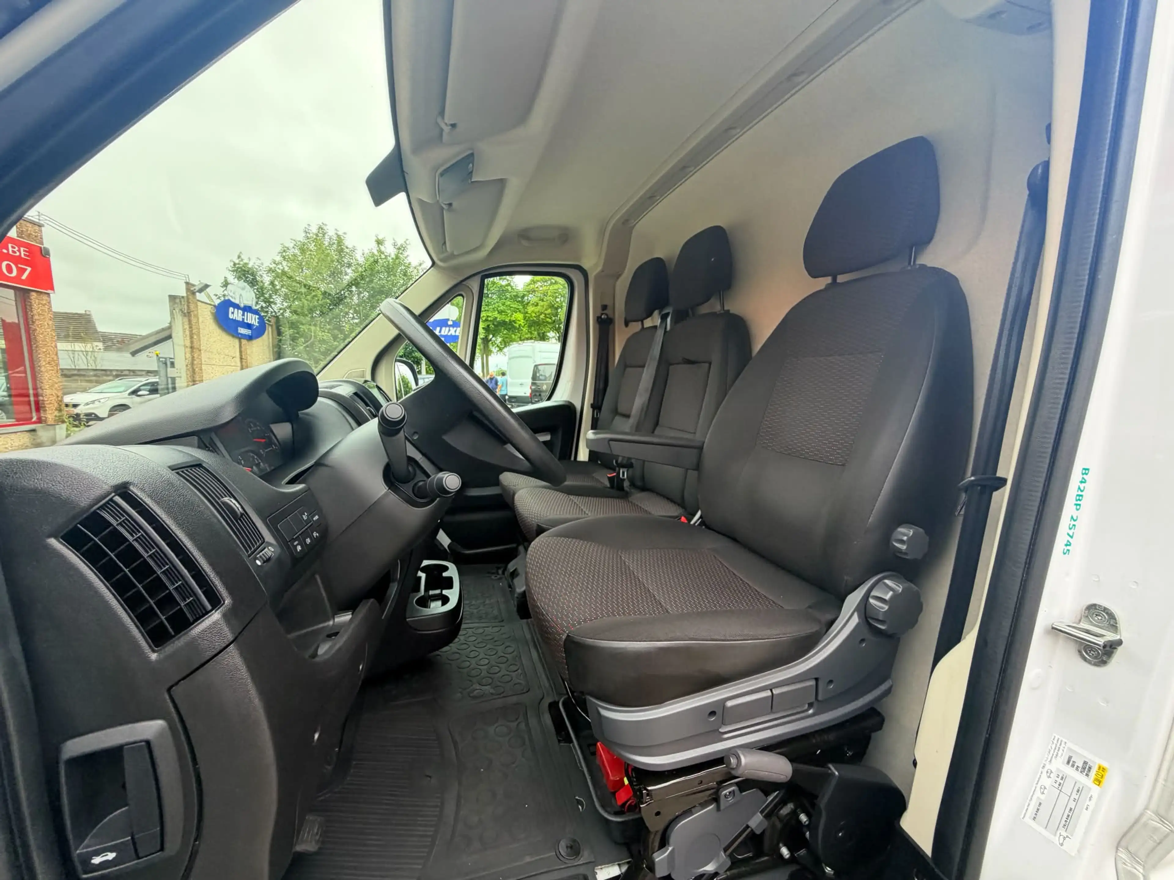 Peugeot Boxer 2.2 HDI 165CV L4 H2 UTILITAIRE CAMERA TVA DEDUC — photo 11