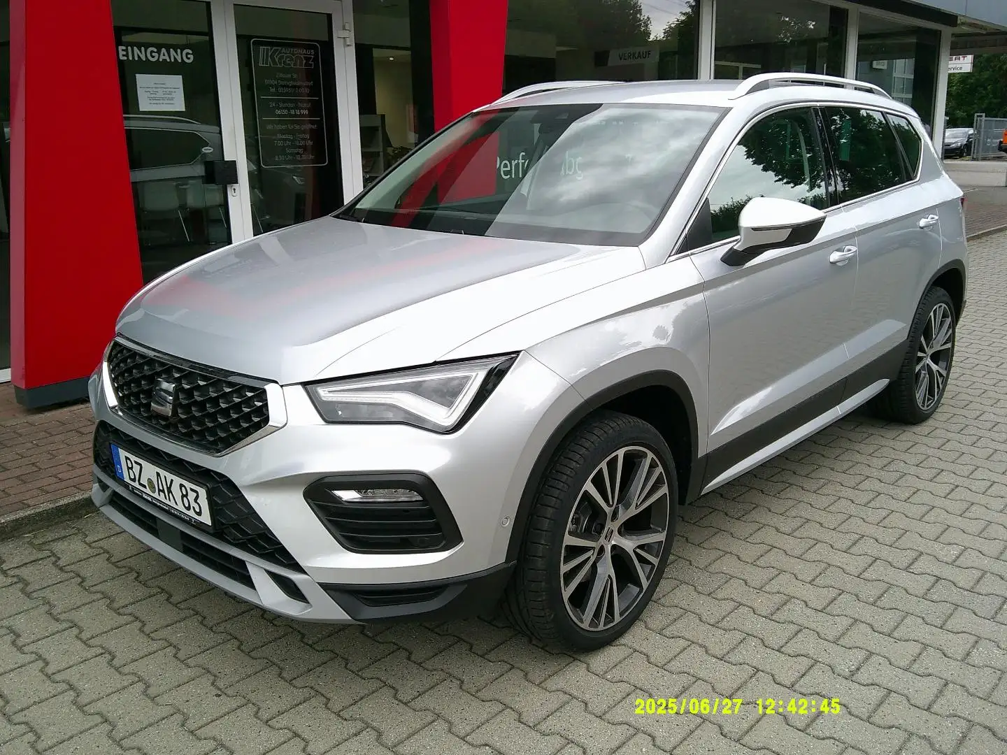 SEAT Ateca Xperience Silber - 1