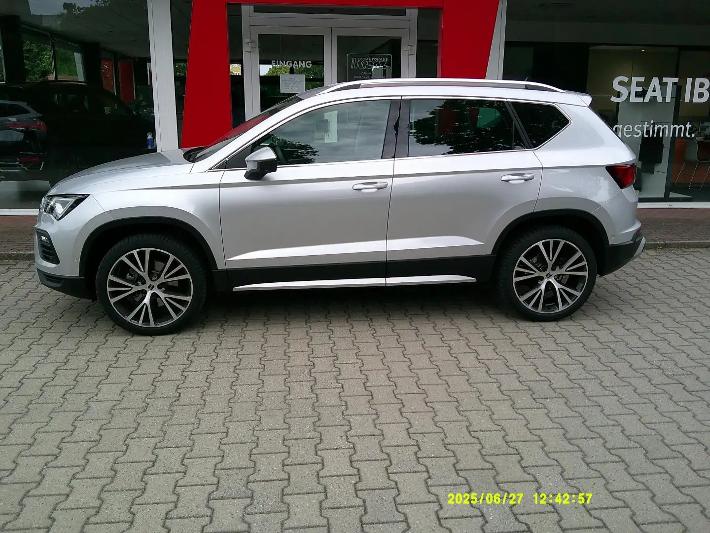 SEAT Ateca Xperience Silber - 2