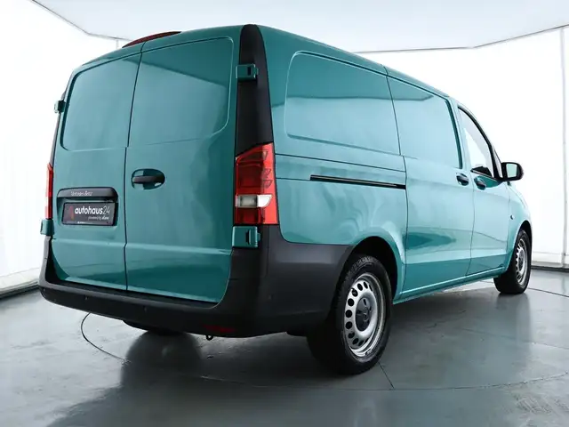 Mercedes-Benz Vito view 5