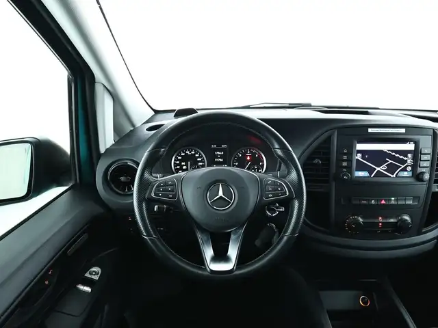 Mercedes-Benz Vito view 10