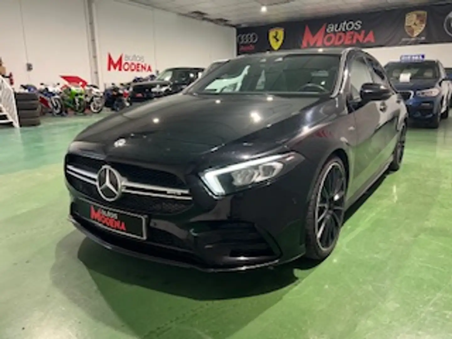 Mercedes-Benz A 35 AMG 4Matic+ 7G-DCT Negro - 2