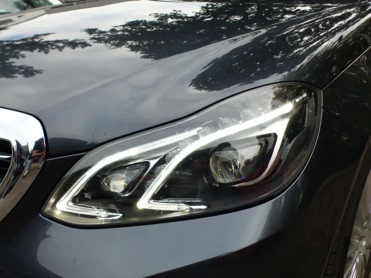 Mercedes-Benz E 200 E200d Lim. Elegance Nav SDach LED Shz 8fch TOP! Сірий - 2