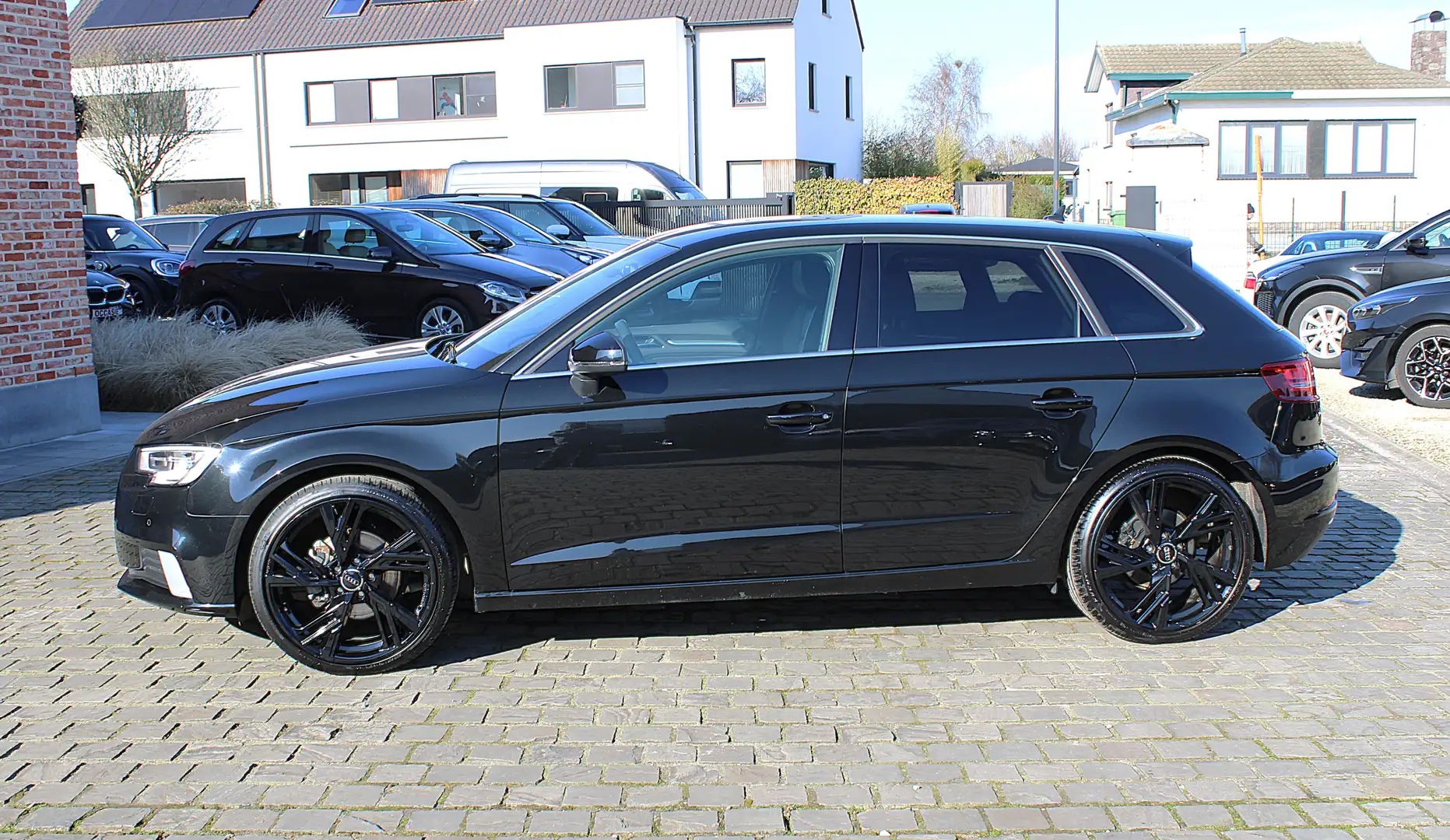 Audi A3 Sportback 30 TFSI S tronic (EU6d-TEMP) Noir - 1