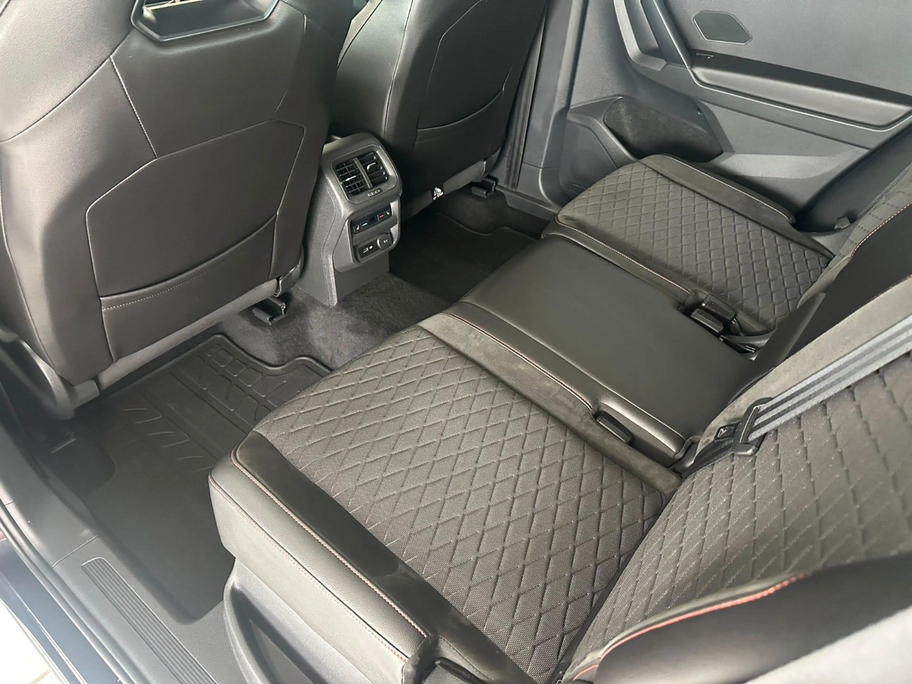 SEAT Tarraco FR 4Drive*ACC*PDC*SHZ*AHZV*Pano*360°* — photo 12