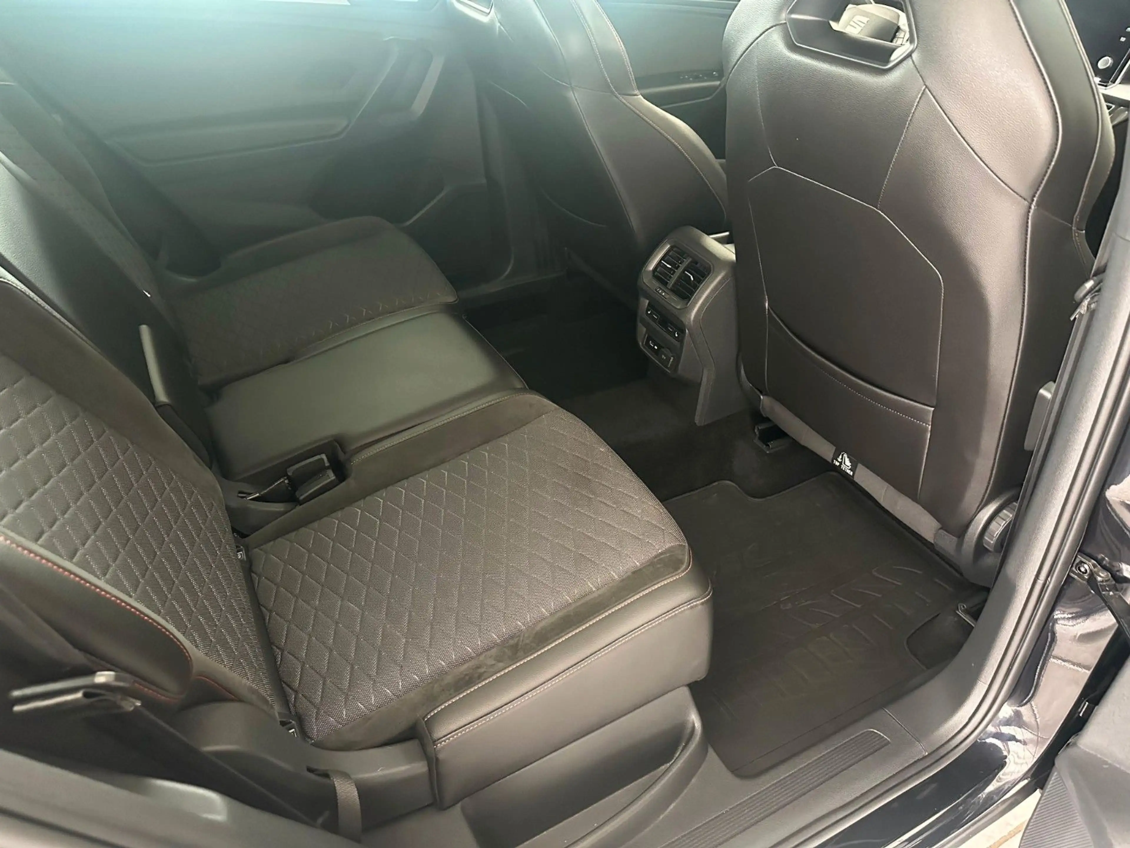 SEAT Tarraco FR 4Drive*ACC*PDC*SHZ*AHZV*Pano*360°* — photo 13