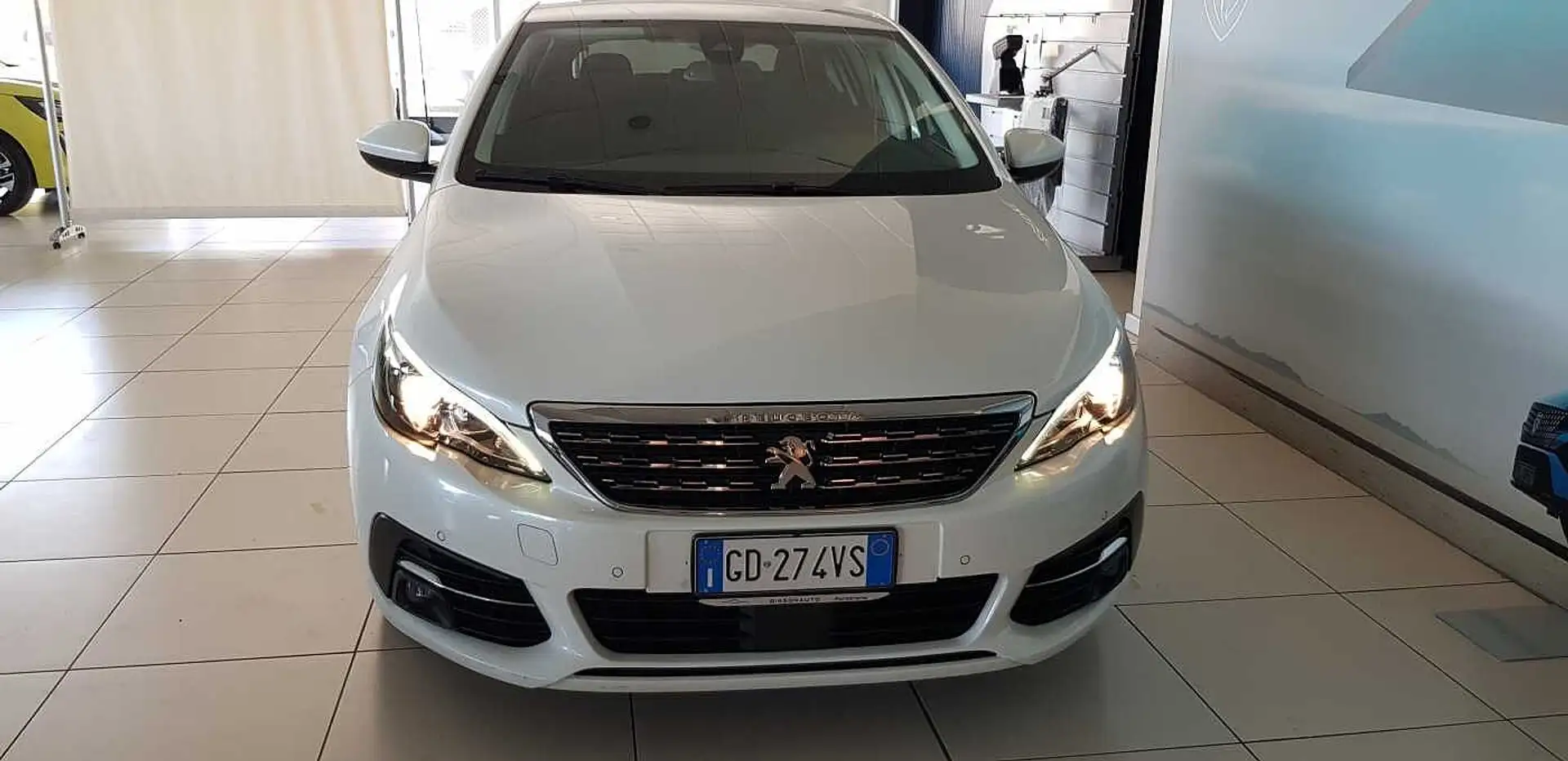 Peugeot 308 BlueHDi 130 S&S Allure Wit - 2