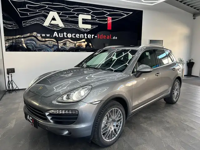 Porsche Cayenne 4.8 V8 , Luftfahrwk., PanoramD.,AHK,Bose