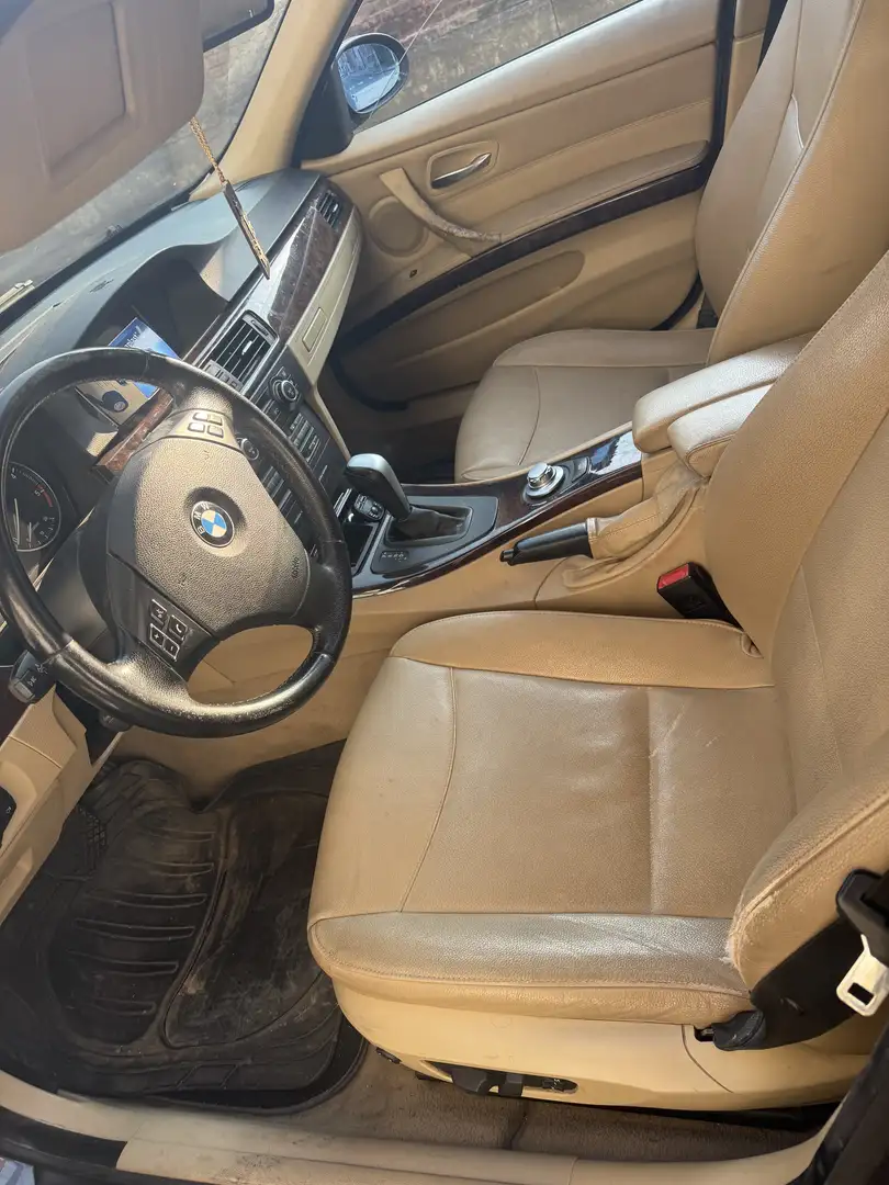 BMW 320 - 2