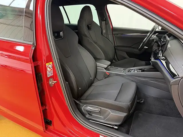 Skoda Octavia view 6