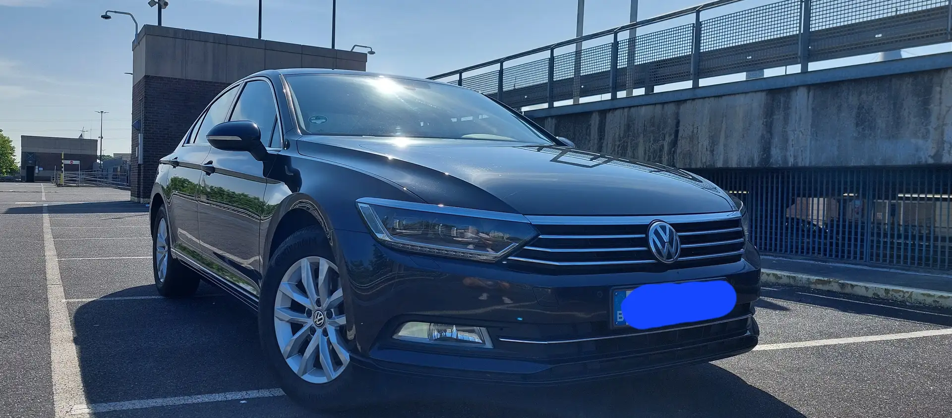 Volkswagen Passat Passat 1.4 TSI EcoFuel DSG Business Edition Noir - 1