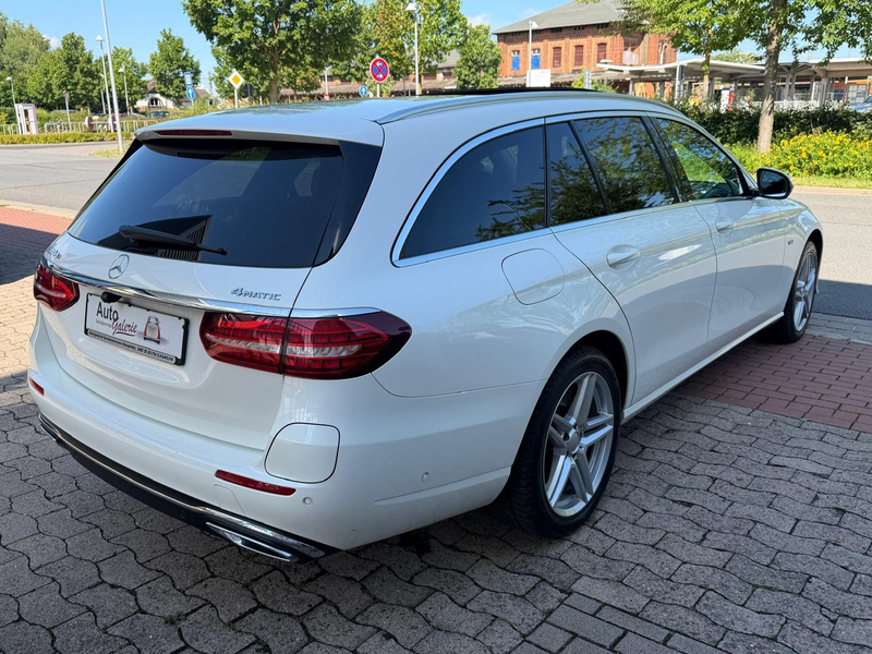Mercedes-Benz E 300 de 4Matic|Panorama|Allrad|Avantgarde — photo 8