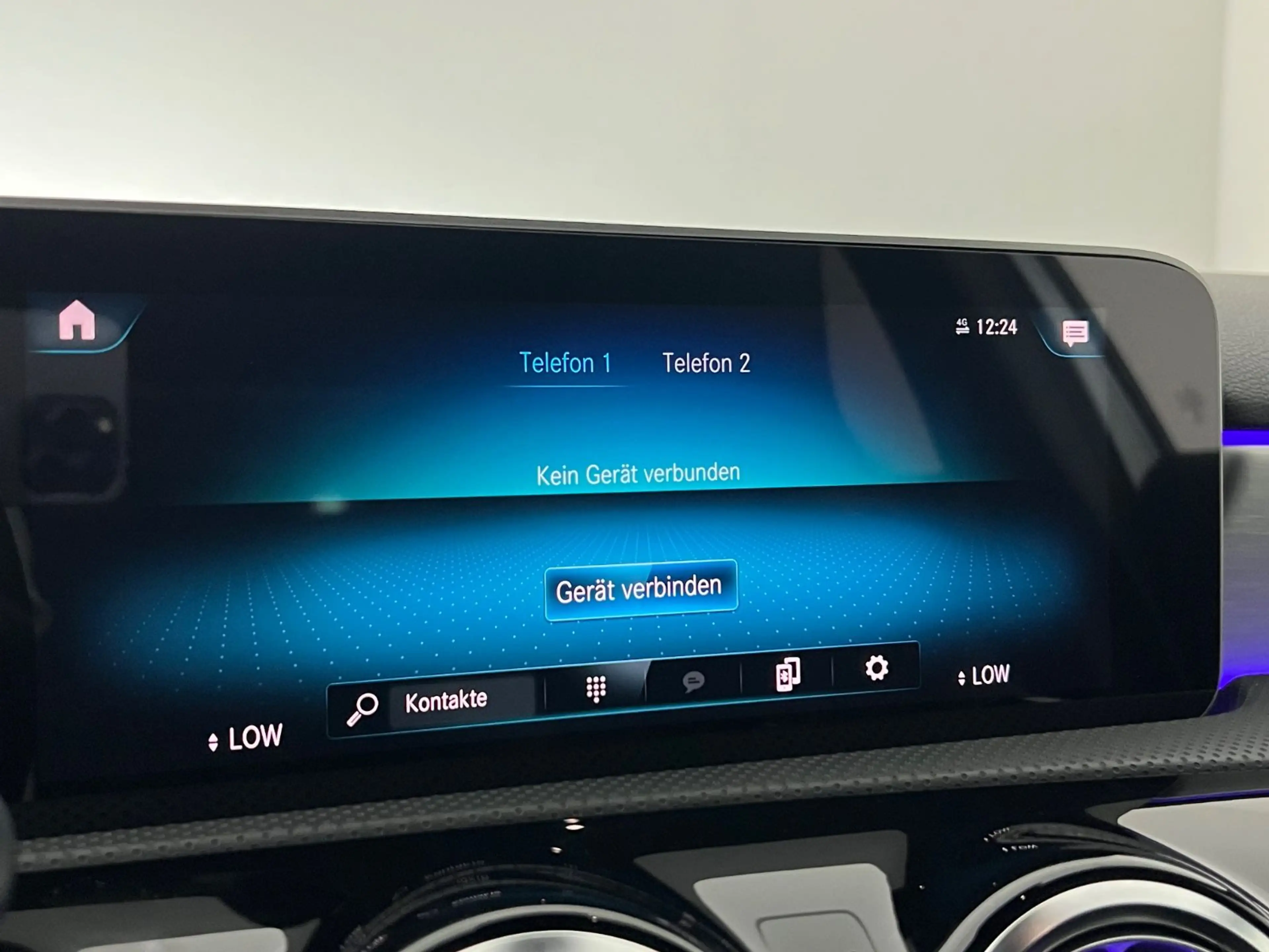 Mercedes-Benz A 220 4 MATIC / KEYLESS / AMG / AMBIENTE / 1.HD — photo 40