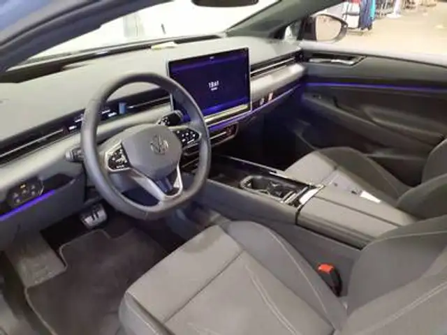 Volkswagen Id.7 view 6