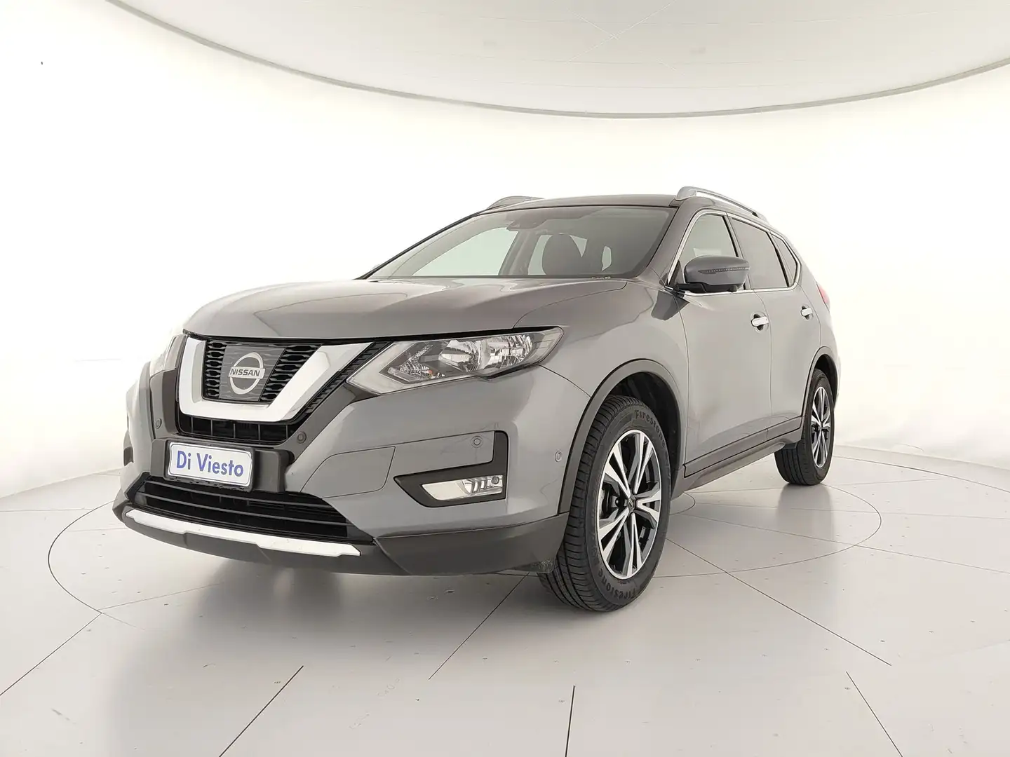 Nissan X-Trail 1.6 dig-t tekna 2wd Grijs - 1