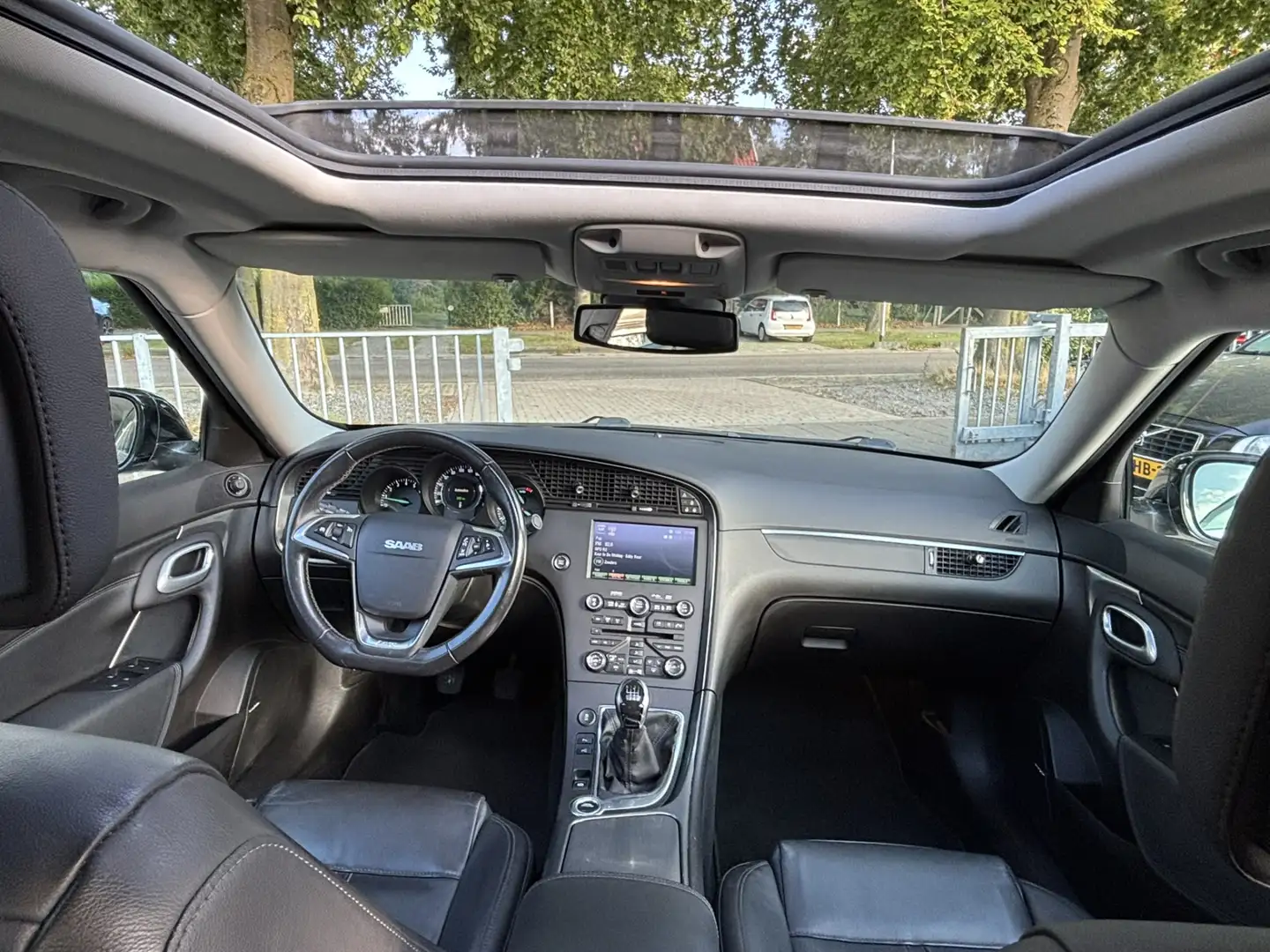 Saab 9-5 2.0T 220pk Vector Exklusiv motor 30.000km Pano Hea Gris - 2
