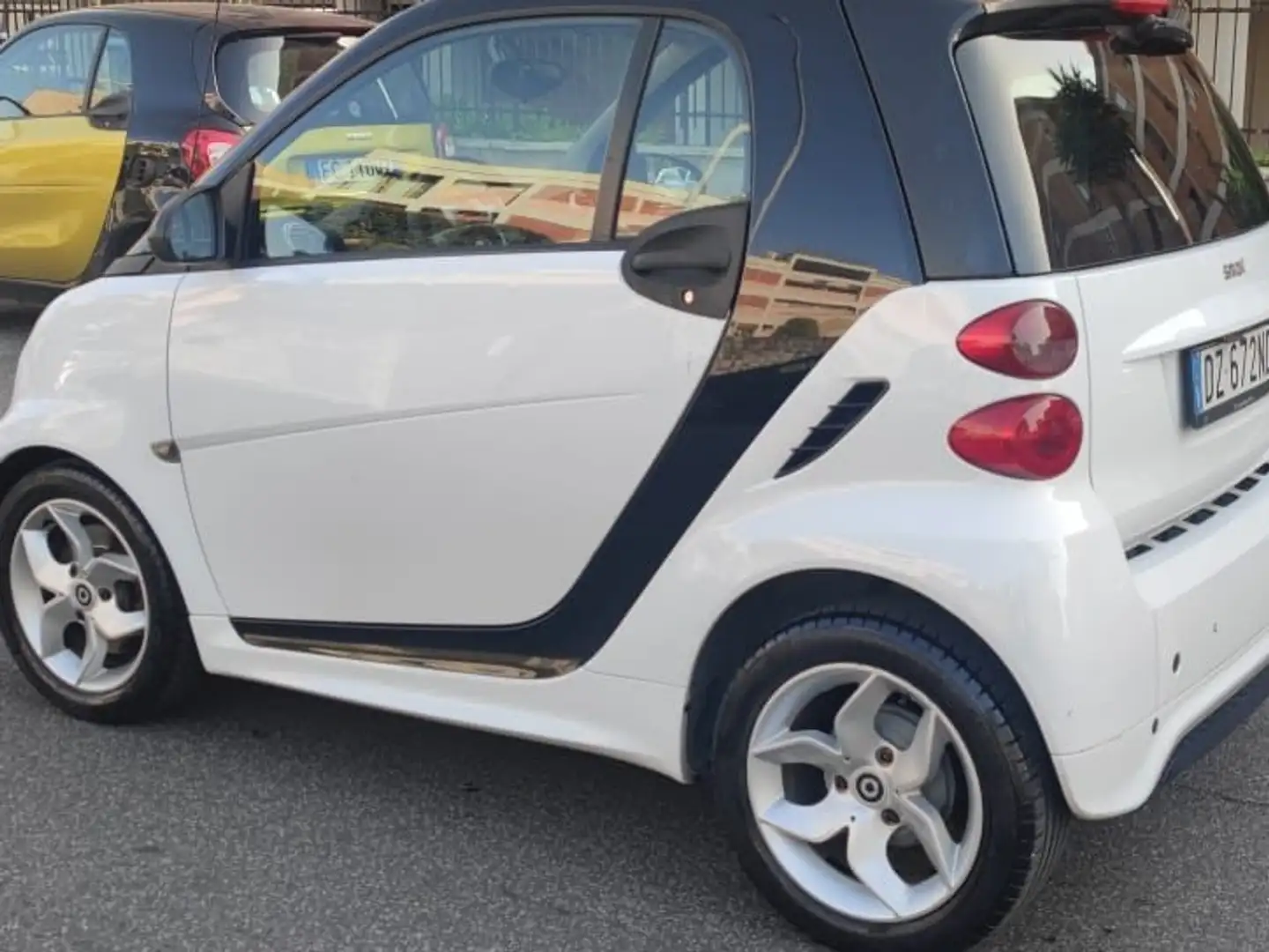 smart forTwo 1.0 mhd Passion Bianco - 2