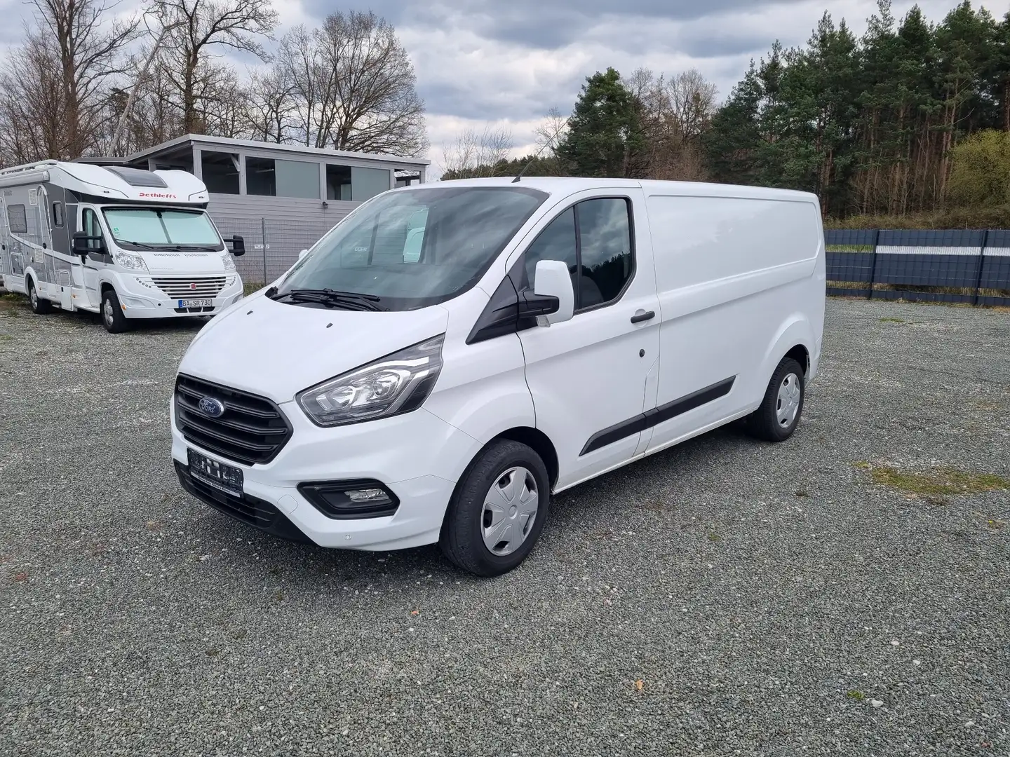 Ford Tourneo Custom Weiß - 2