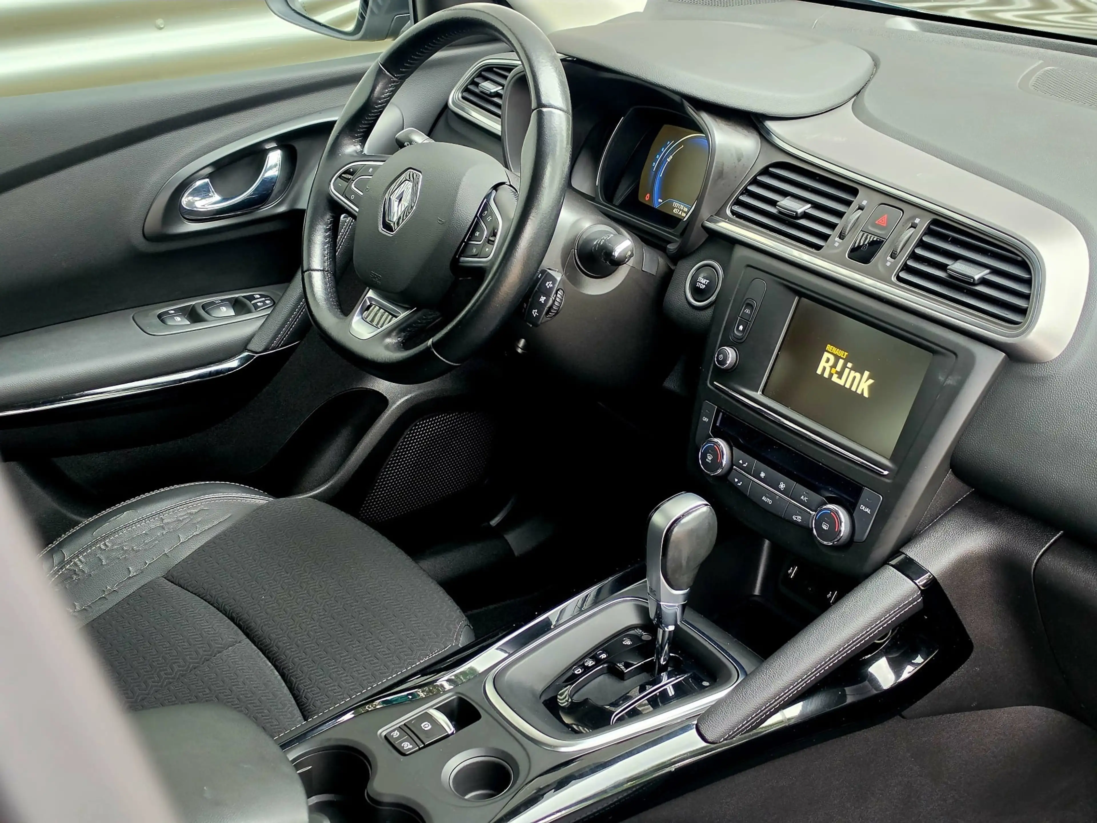 Renault Kadjar 1.2 TCe Intens / Automaat / Keyless / Nav / PDC — photo 4