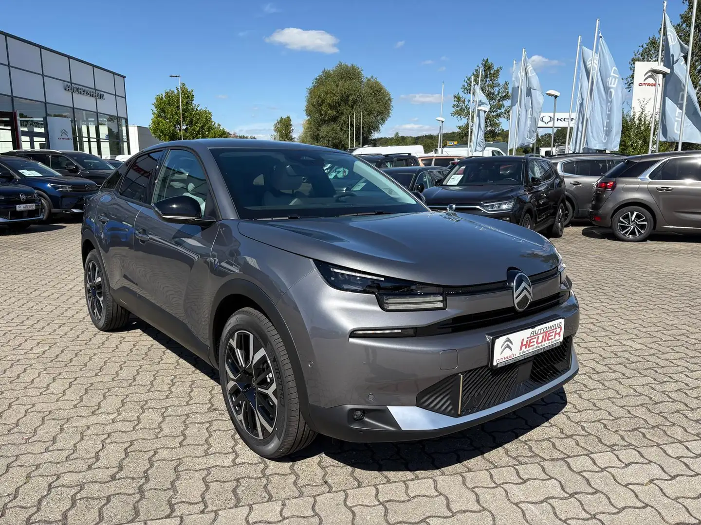 Citroen C4 Hybrid 145 Doppelkupplung 6-Gang MAX Grau - 2