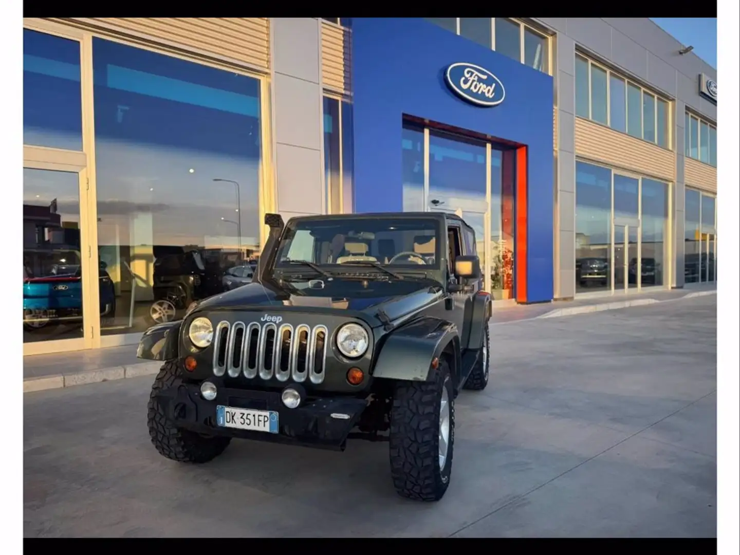 Jeep Wrangler 3p 2.8 crd sahara dpf Vert - 1